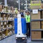 3PL Center worker