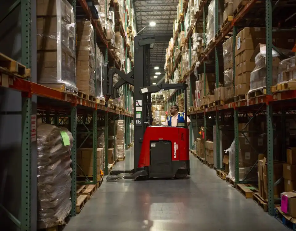 omnichannel fulfillment center